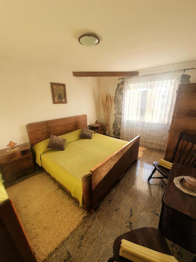 Luanas Rooms With Istrian Touch Buzet Exteriör bild